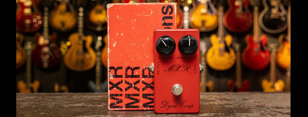 MXR Dyna Comp Script Logo 1977