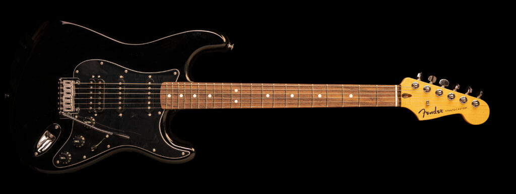 Fender Stratocaster Standard HSS Black